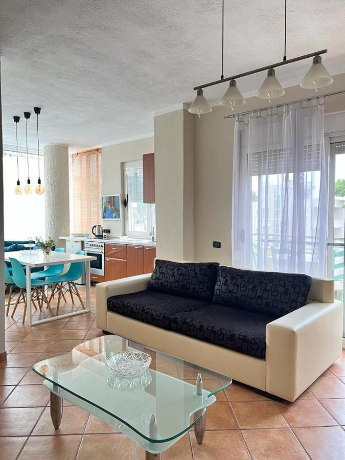 Lungomare Holiday Apartments Драч Екстериор снимка