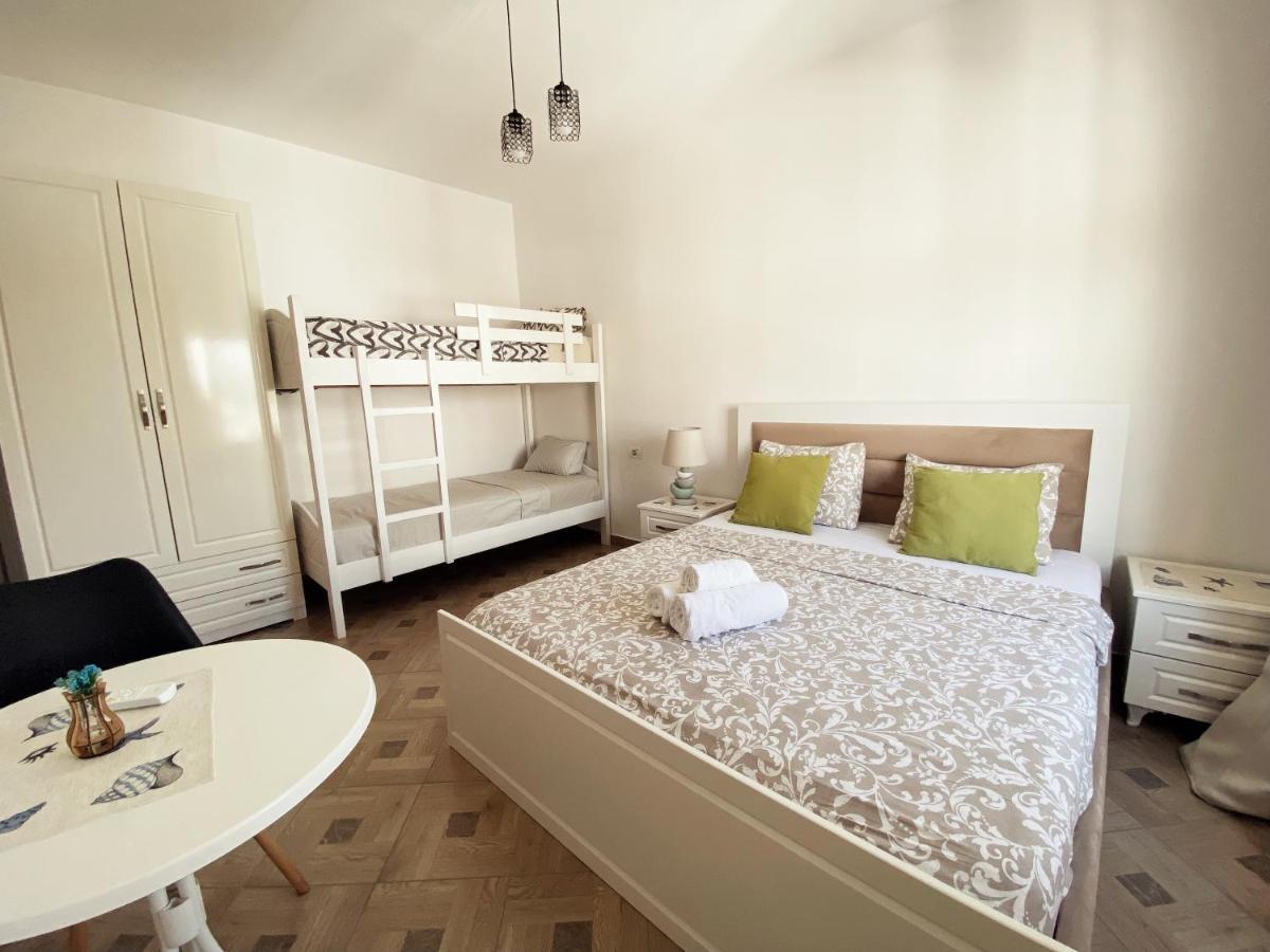 Lungomare Holiday Apartments Драч Екстериор снимка